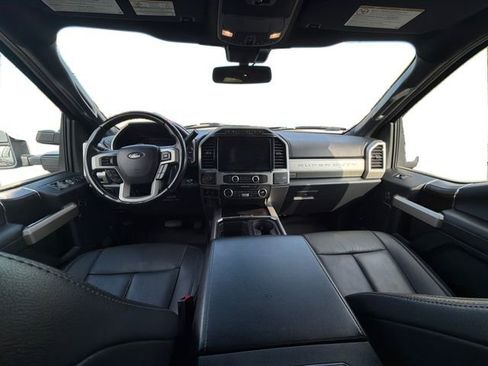 Used 2022 Ford F350 Lariat w/ Lariat Ultimate Package AWD/4WD image 36