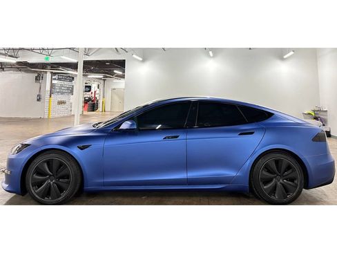 Used 2022 Tesla Model S Plaid AWD/4WD image 8