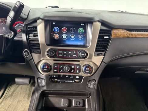 Used 2015 GMC Yukon Denali w/ Touring Package AWD/4WD image 15