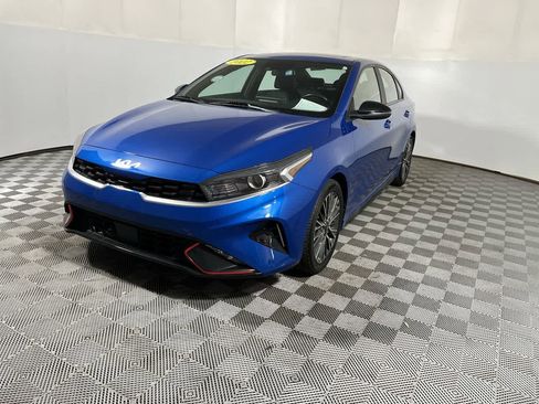 Used 2022 Kia Forte GT-Line w/ GT-Line Premium Package FWD image 4