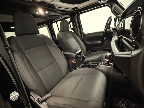 Used 2021 Jeep Wrangler Unlimited Sport w/ Technology Group image 17