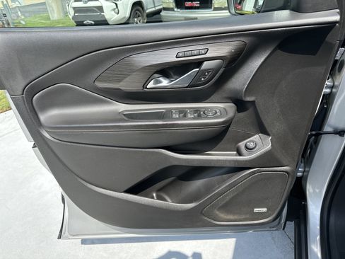 Used 2019 GMC Terrain SLT w/ Preferred Package FWD image 14
