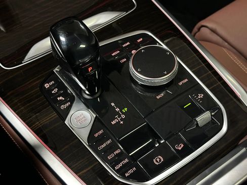 Used 2019 BMW X7 xDrive50i w/ Premium Package image 39