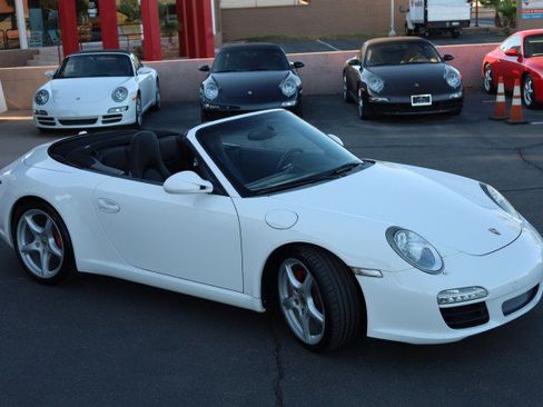 Used 2009 Porsche 911 Carrera S RWD image 11