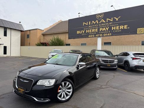 Used 2019 Chrysler 300 Limited RWD image 47
