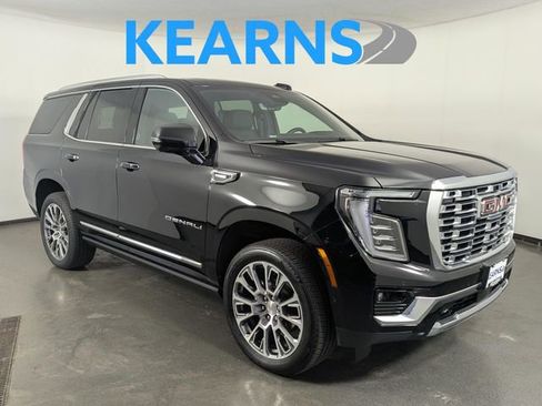 Used 2025 GMC Yukon Denali w/ Denali Reserve Package AWD/4WD image 1