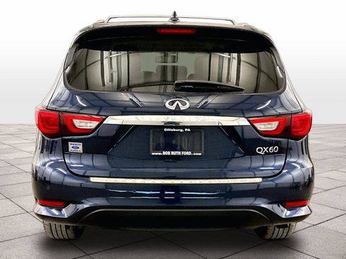 Used 2017 INFINITI QX60 Luxe w/ Deluxe Technology Package image 4