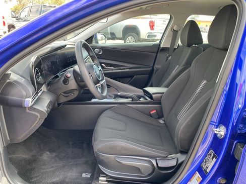 Used 2024 Hyundai Elantra SEL FWD image 21