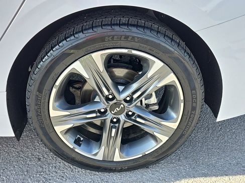 Used 2023 Kia K5 EX image 9