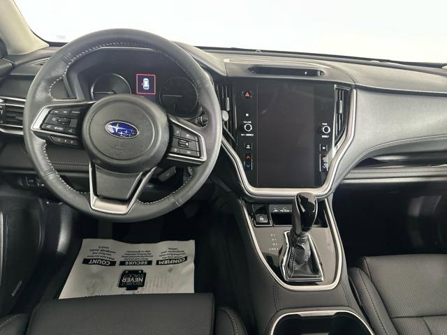 Used 2025 Subaru Outback Limited AWD/4WD image 21