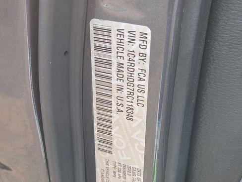 Used 2024 Dodge Durango GT image 35