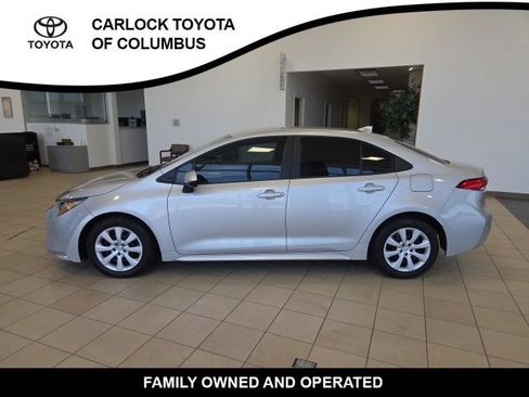 Used 2024 Toyota Corolla LE FWD image 1