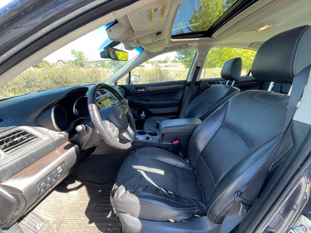 Used 2017 Subaru Legacy 3.6R Limited AWD/4WD image 3