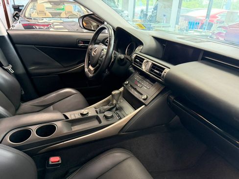 Used 2015 Lexus IS 250 w/ Premium Package RWD image 45