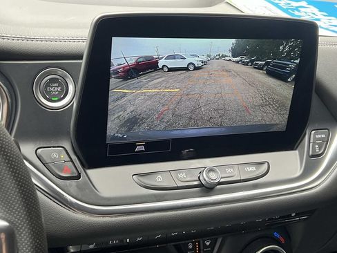 Used 2024 Chevrolet Blazer LT w/ Convenience Package FWD image 18