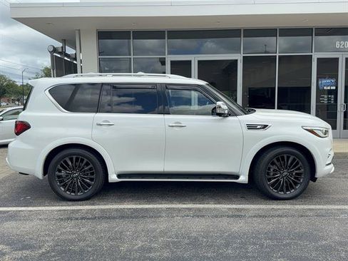 Used 2023 INFINITI QX80 Sensory w/ Cargo Package AWD/4WD image 2