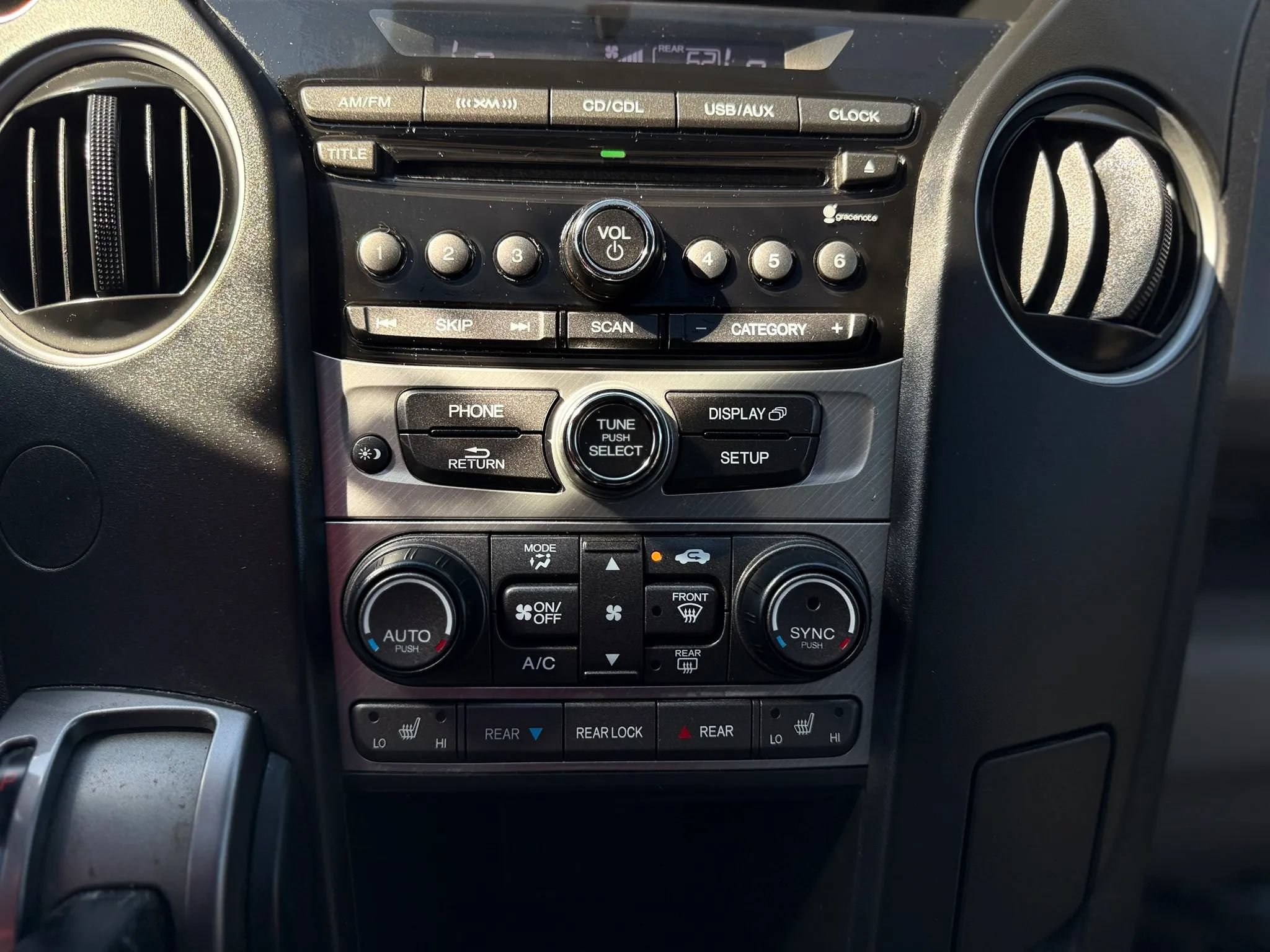 Used 2015 Honda Pilot EX-L image 15