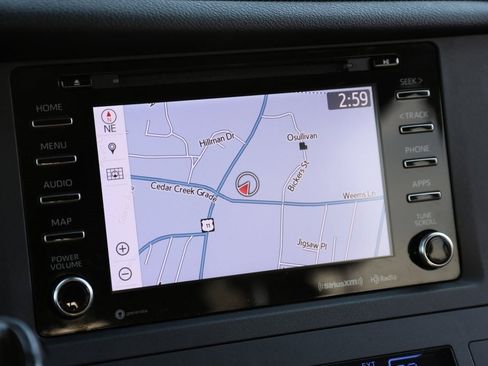 Used 2018 Toyota Sienna XLE image 14