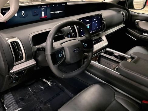 Certified 2025 Ford Expedition Max Active AWD/4WD image 14