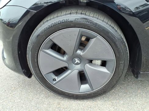 Used 2023 Tesla Model 3 Standard Range RWD image 9