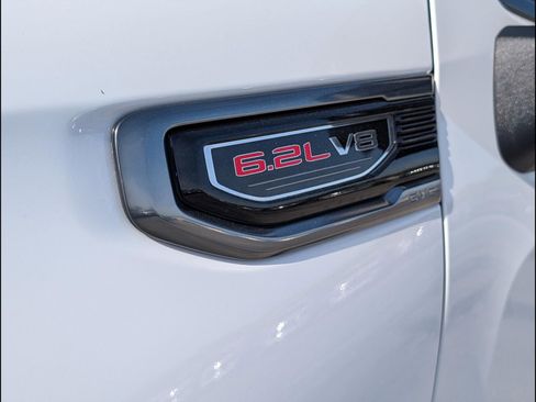 New 2026 GMC Sierra 1500 AT4 w/ AT4 Premium Package AWD/4WD image 15