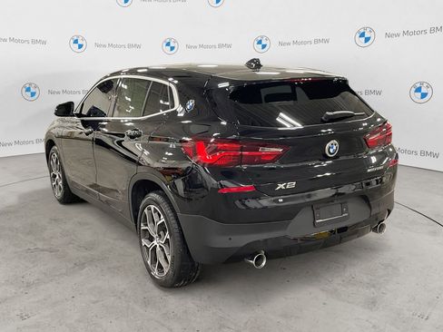 Used 2023 BMW X2 sDrive28i image 3