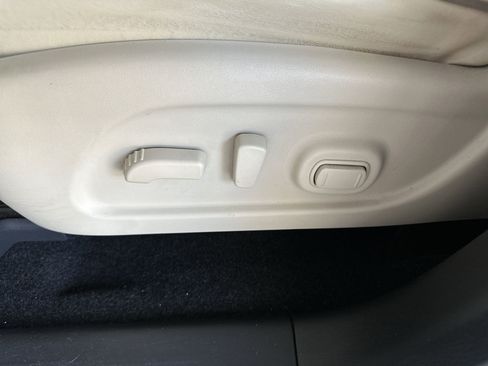 Used 2019 INFINITI QX60 Luxe w/ Essential Package image 14