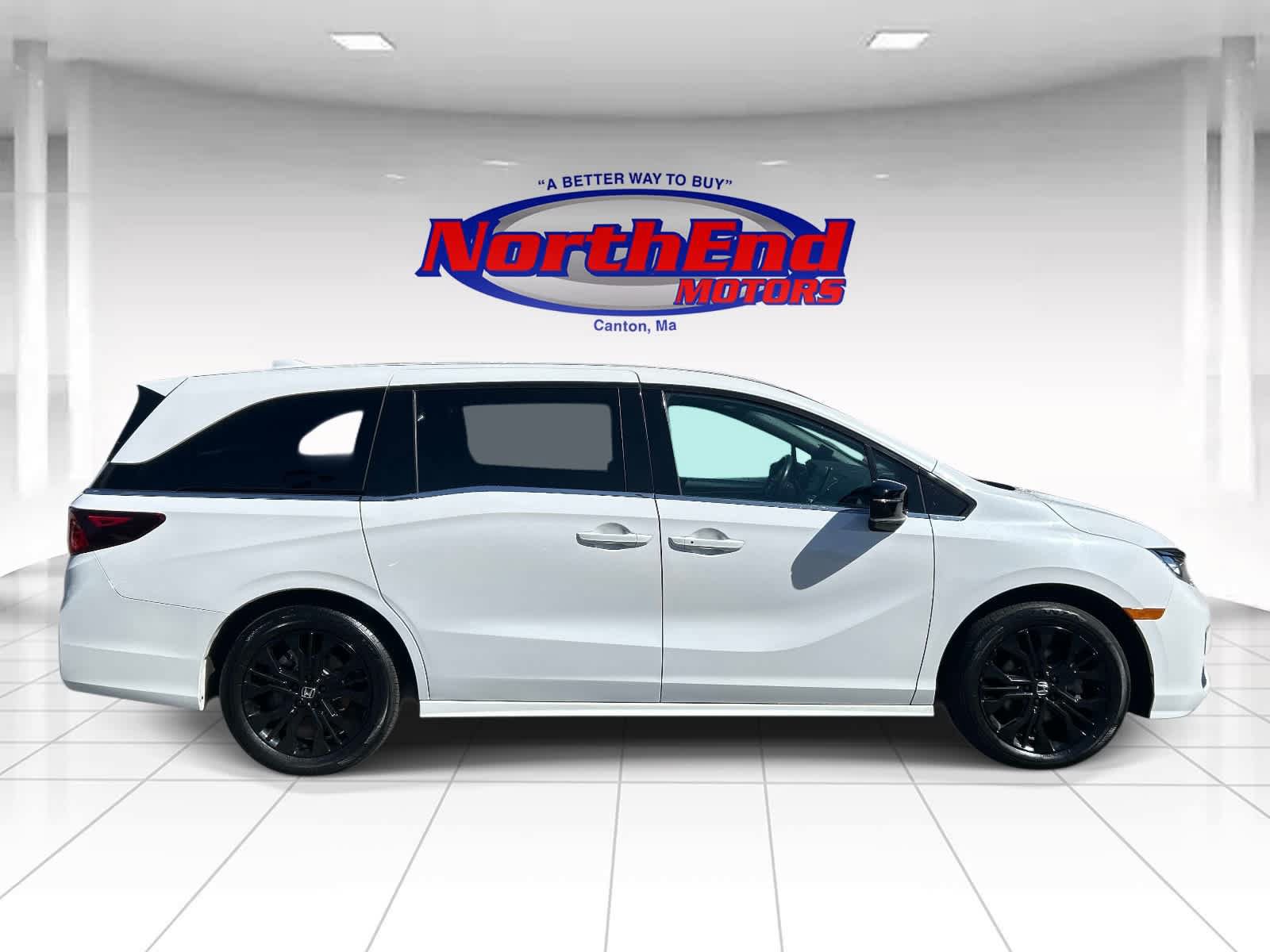 Used 2025 Honda Odyssey Sport-L image 2