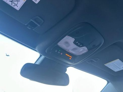 Certified 2023 Chevrolet TrailBlazer RS w/ Technology Package FWD image 27