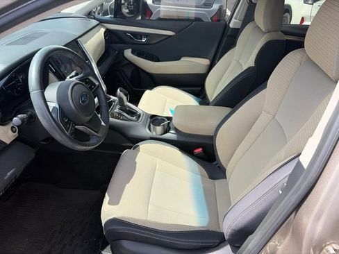 Used 2020 Subaru Outback Premium w/ Popular Package #1 AWD/4WD image 8