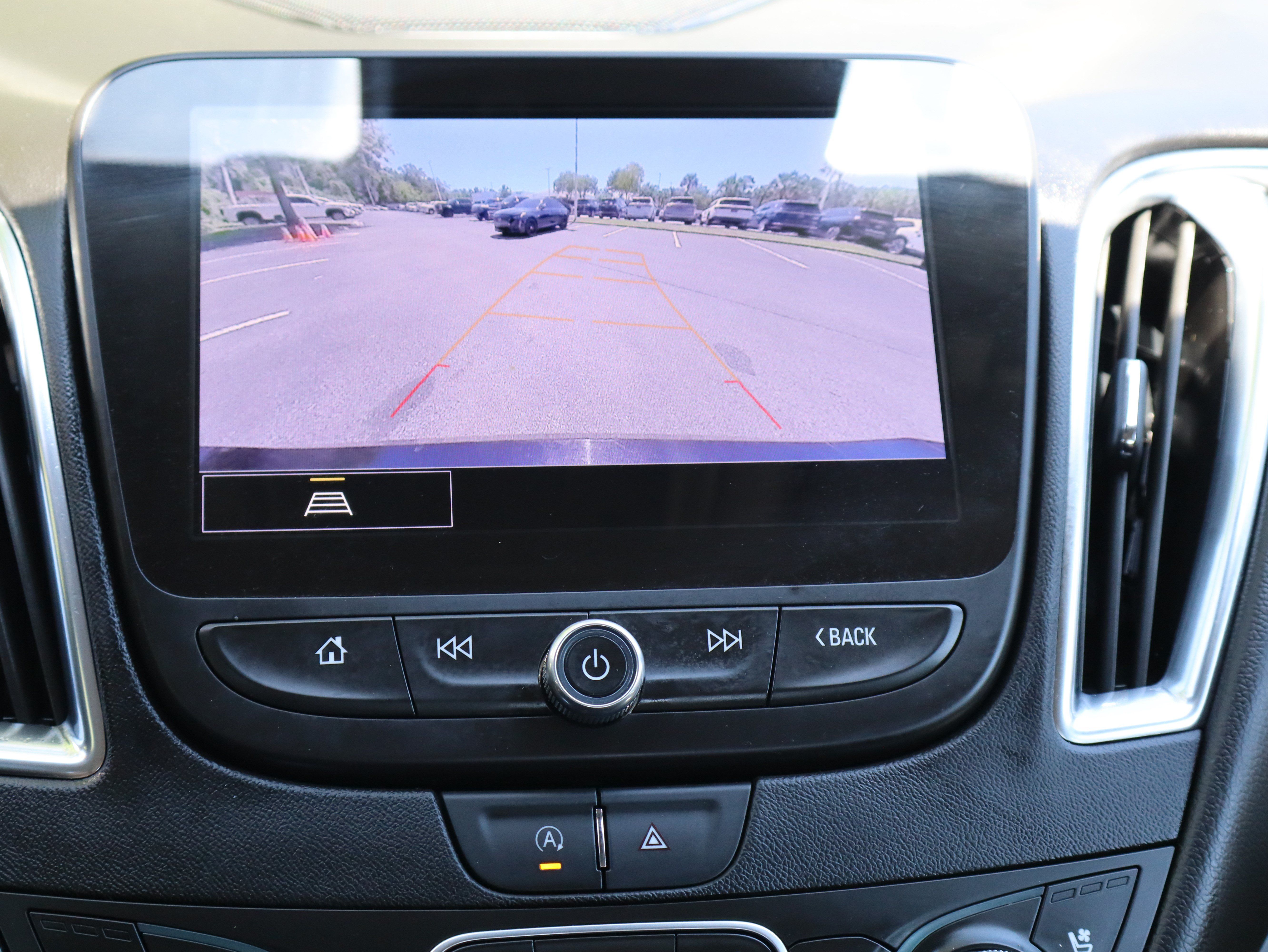 Used 2024 Chevrolet Malibu LT FWD image 30