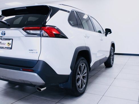 Used 2024 Toyota RAV4 Limited image 8