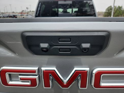 Certified 2025 GMC Sierra 2500 SLT w/ SLT Premium Package image 11