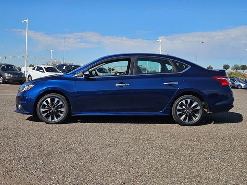 Used 2017 Nissan Sentra SR w/ SR Premium Technology Package image 8