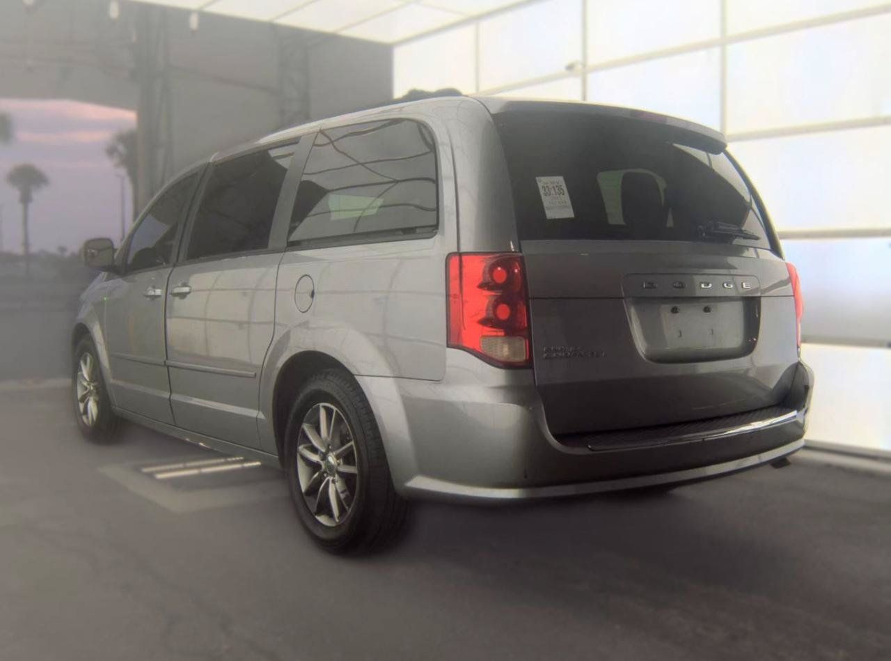 Used 2015 Dodge Grand Caravan SE FWD image 6