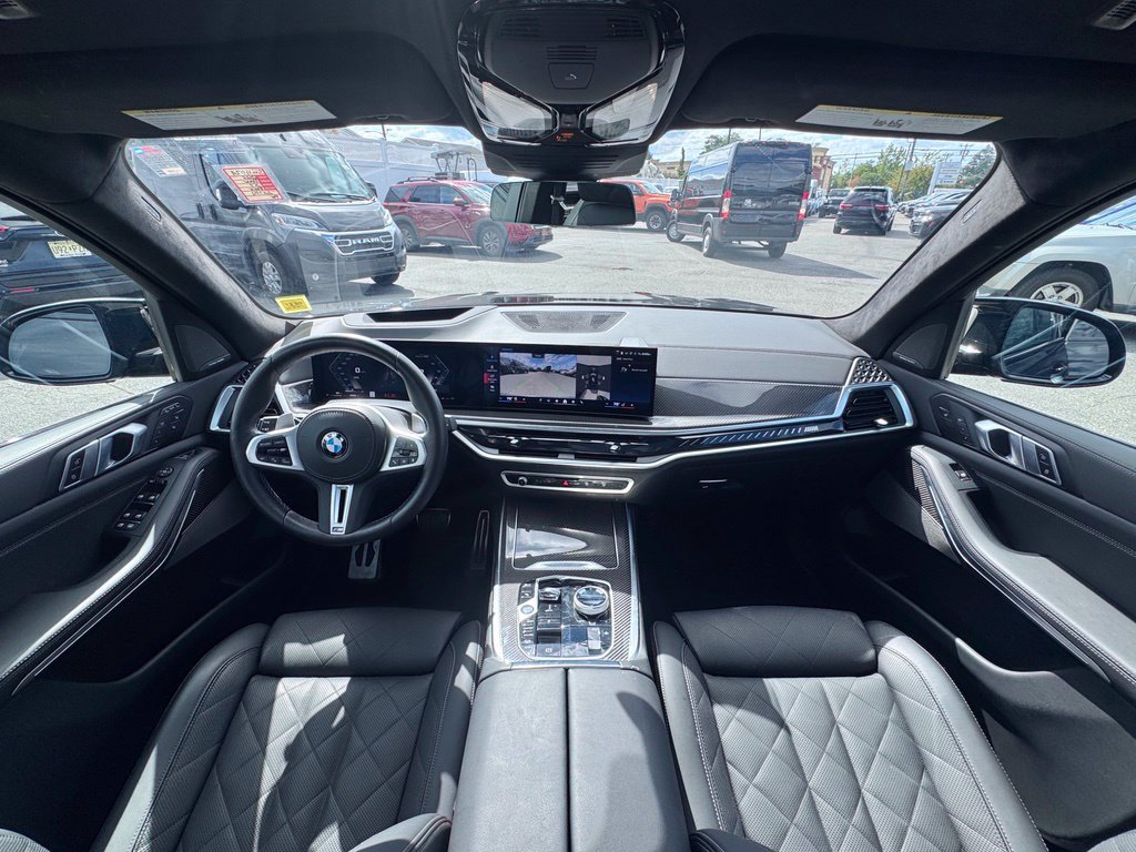 Used 2026 BMW X7 M60i AWD/4WD image 31