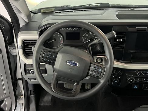 Used 2023 Ford F250 XLT w/ Snow Plow Prep Package image 17