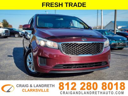 Used 2017 Kia Sedona LX w/ LX Essentials Premium Package