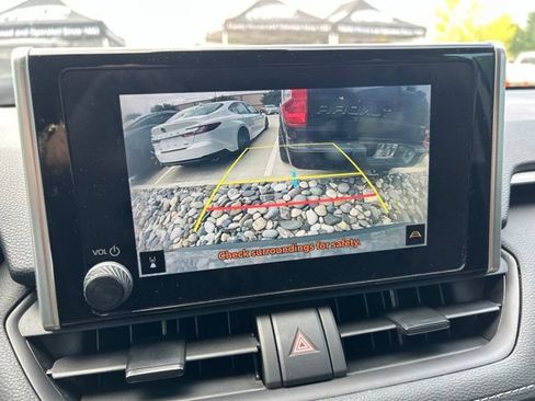 Used 2024 Toyota RAV4 LE FWD image 13