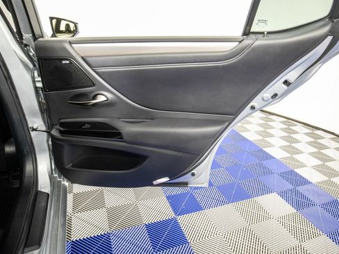 Used 2023 Lexus ES 350 F Sport w/ Accessory Package (Z2) FWD image 16