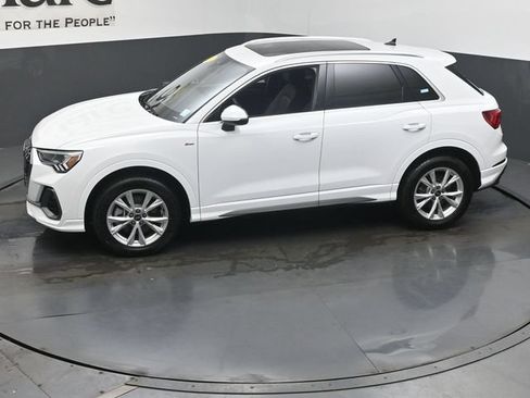 Used 2025 Audi Q3 2.0T Premium AWD/4WD image 60