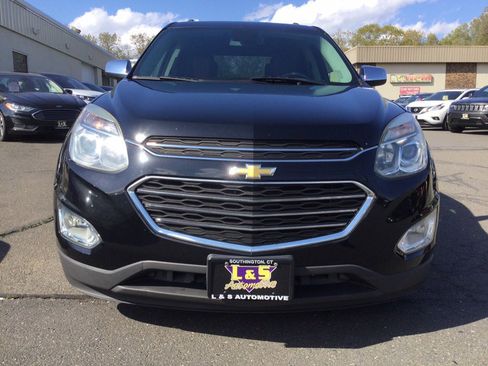 Used 2016 Chevrolet Equinox LTZ w/ Enhanced Convenience Package AWD/4WD image 4
