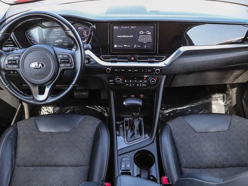 Used 2020 Kia Niro EX FWD image 14