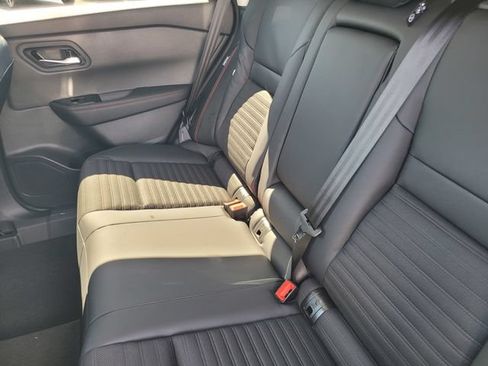 New 2026 Nissan Rogue SV AWD/4WD image 9