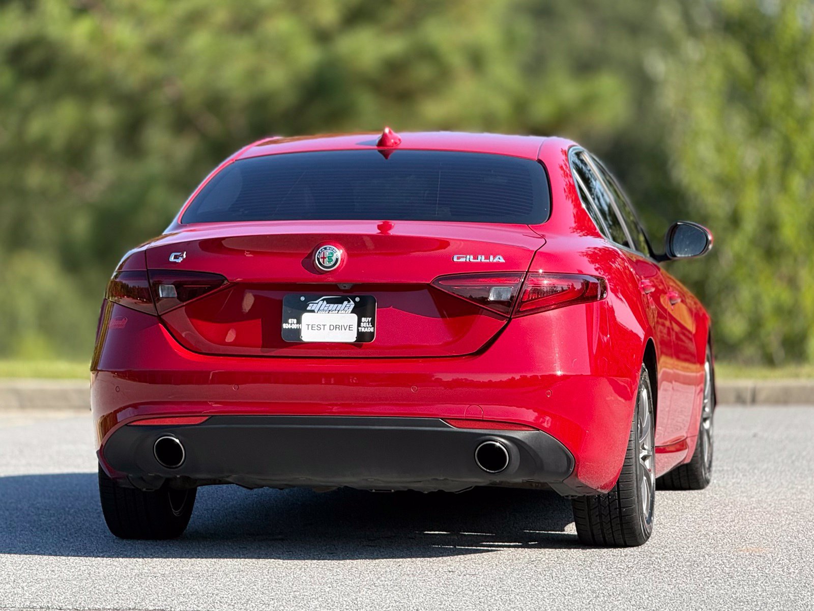 Used 2017 Alfa Romeo Giulia AWD image 7