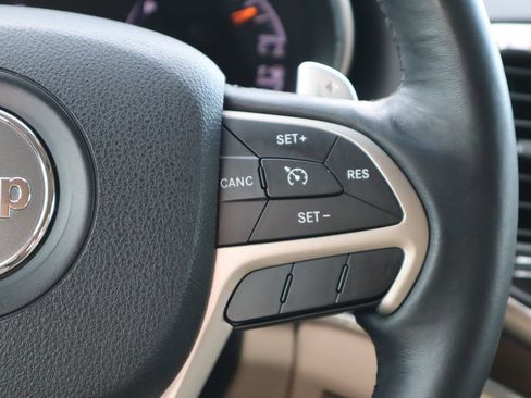 Used 2015 Jeep Grand Cherokee Limited image 12