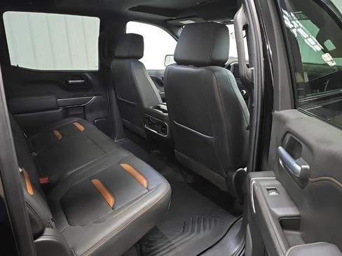 Used 2021 GMC Sierra 1500 AT4 w/ AT4 Value Package image 18