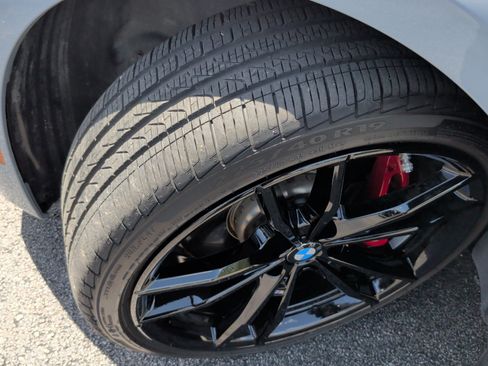 Used 2024 BMW 230i Coupe w/ Premium Package RWD image 12