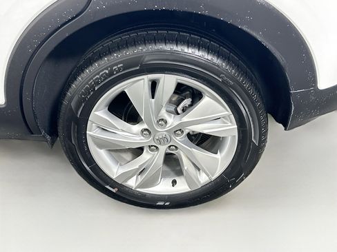 Used 2025 Buick Encore GX Preferred FWD image 11