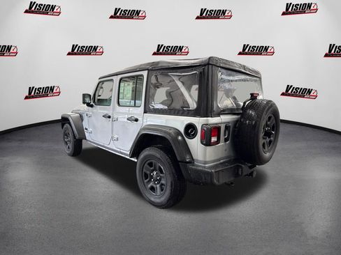 Used 2022 Jeep Wrangler Unlimited Sport image 7